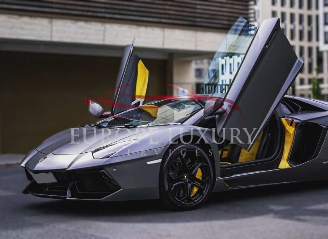 Lamborghini Aventador Rental