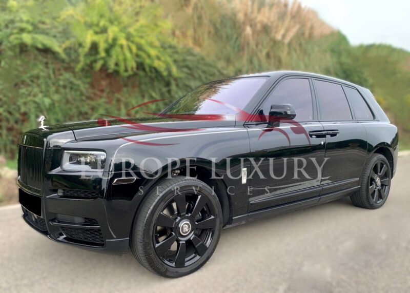 Rolls Royce Cullinan Rental