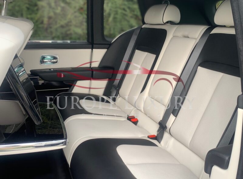 Rolls Royce Cullinan Rental