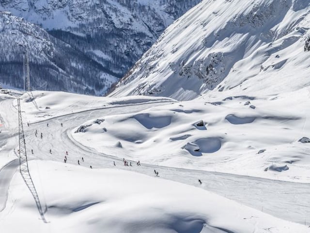 Luxury Car Rental Italy Ski Resorts